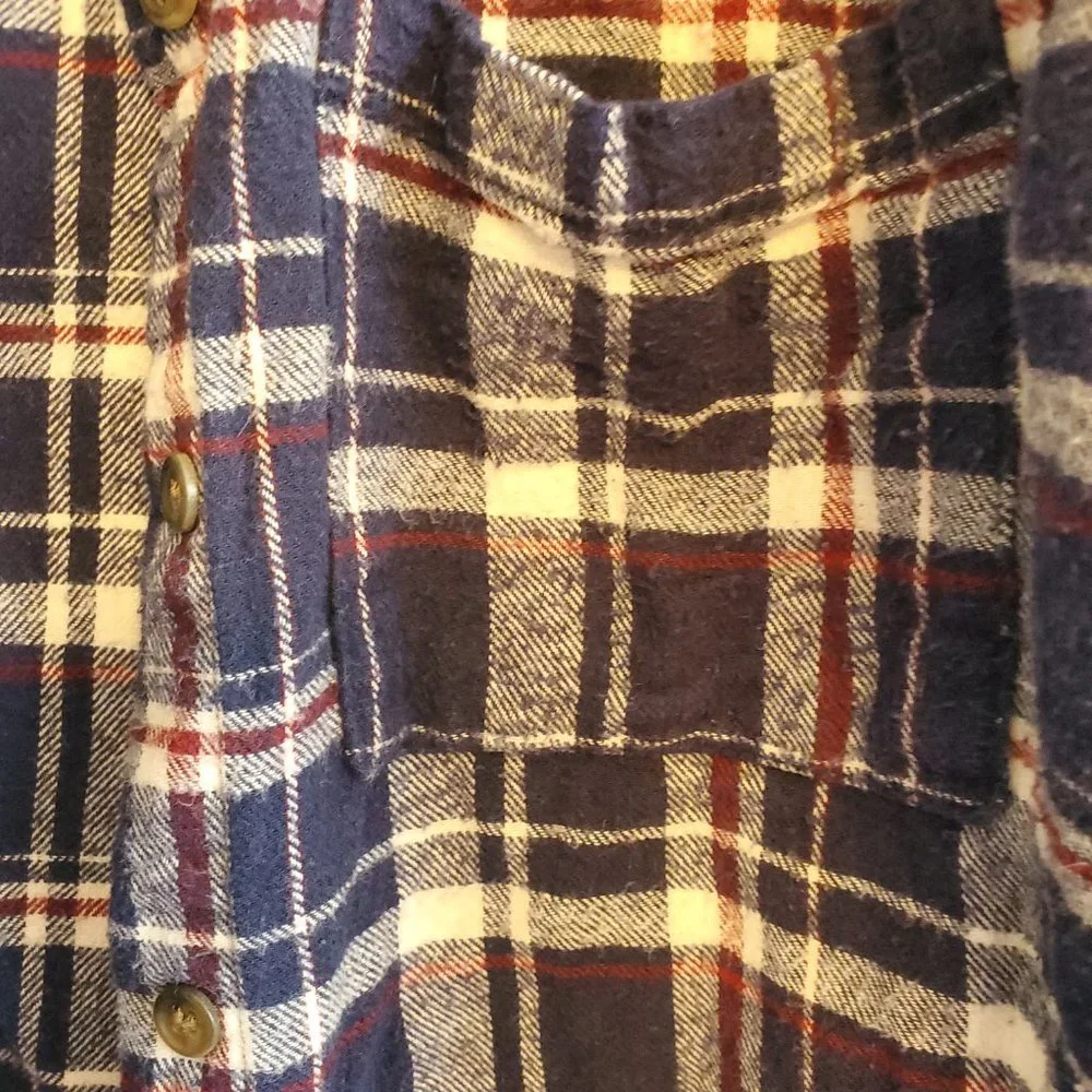 Flannel - Picture 4 of 4